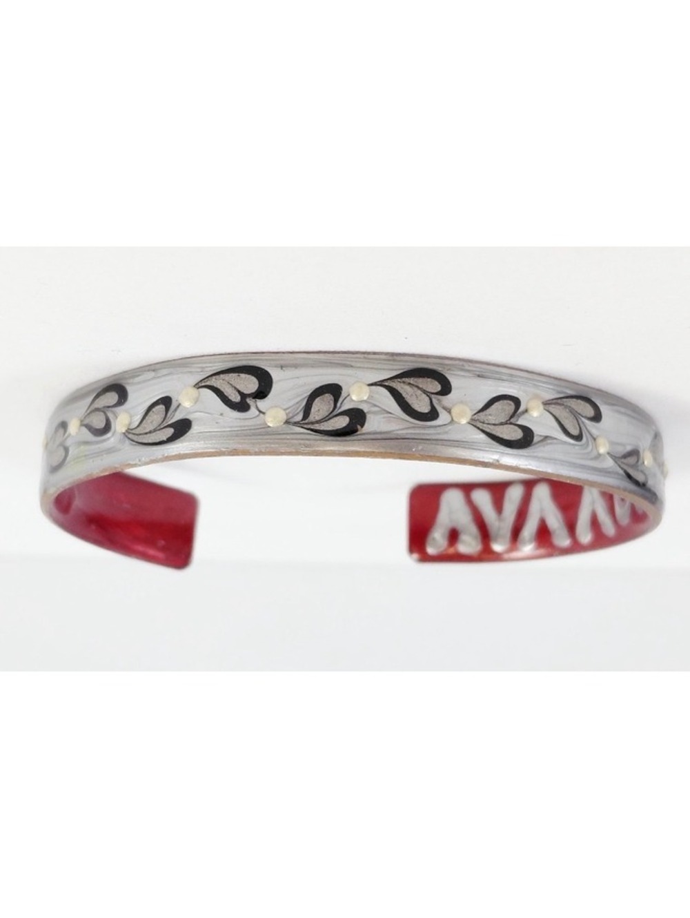 NWOT Hearts Design Copper FaCuff by Ava Austin
